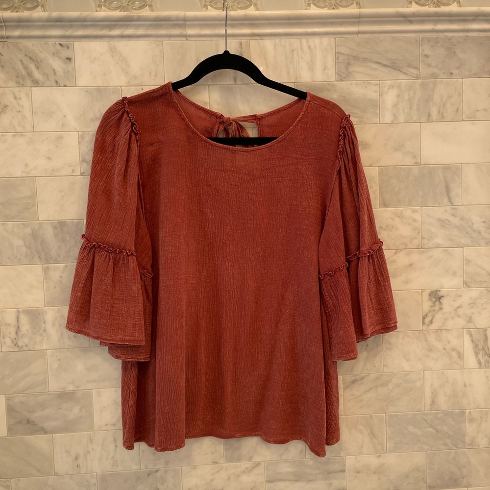 altar’d state top
